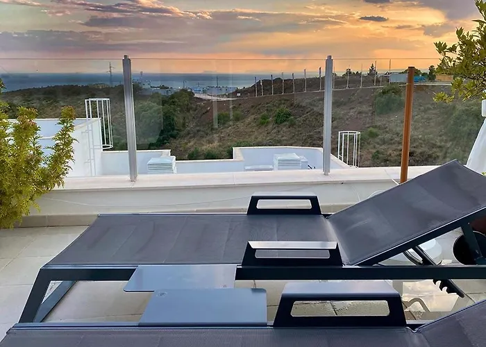 Panorama Penthouse - Bay Of *