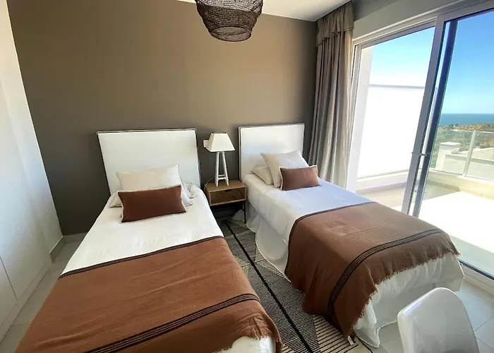 Panorama Penthouse - Bay Of *